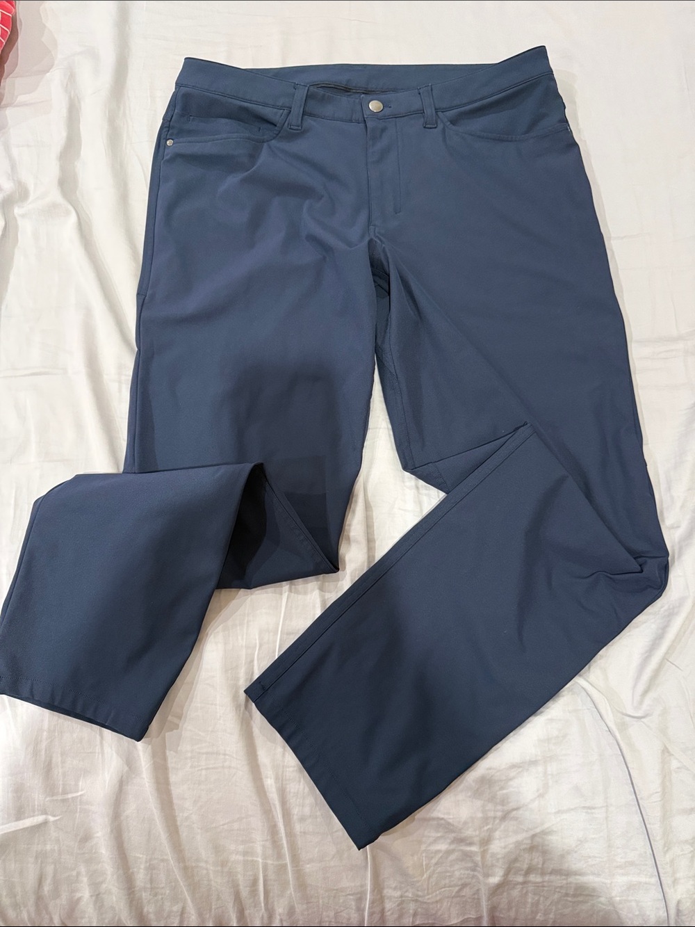 lululemon Men's ABC classic fit Pants 32L— Navy